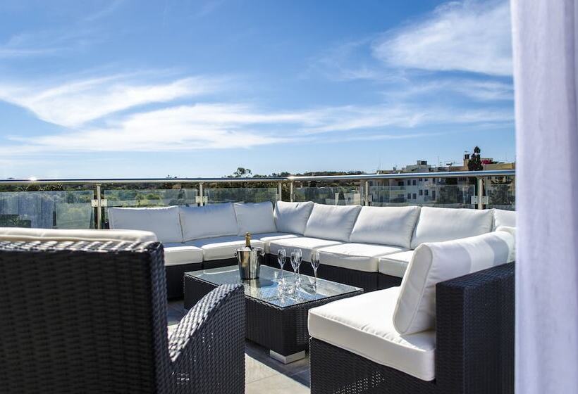 Paramount Bay Penthouse