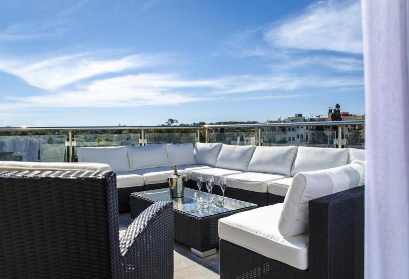 Paramount Bay Penthouse