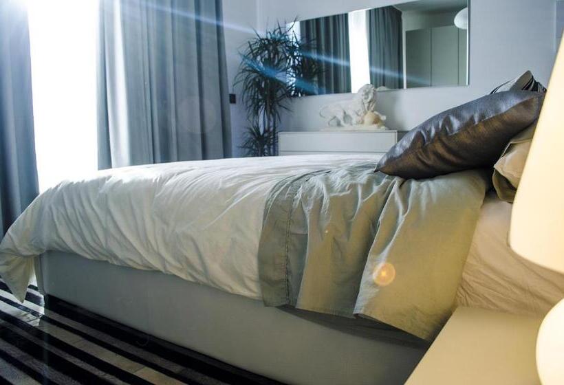 Paramount Bay Penthouse