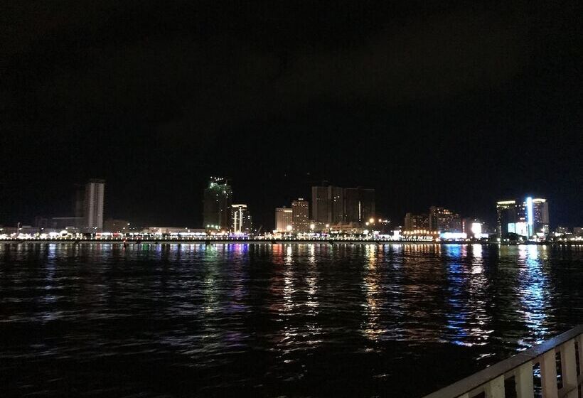 פנסיון Asiban Quay Boutique