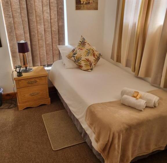 بنسيون Gorgeous Gecko Guesthouse