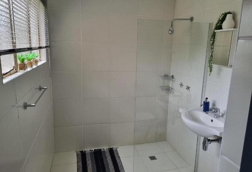 بنسيون Gorgeous Gecko Guesthouse