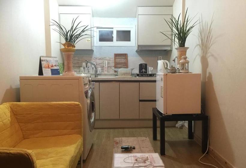 펜션 Mokpo Joenzip Guest House