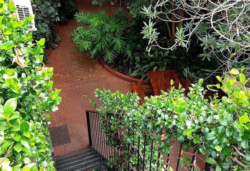 بنسيون Pumleni Guesthouse