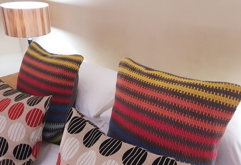 بنسيون Pumleni Guesthouse