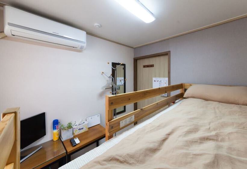 פנסיון Yehadoye Guesthouse