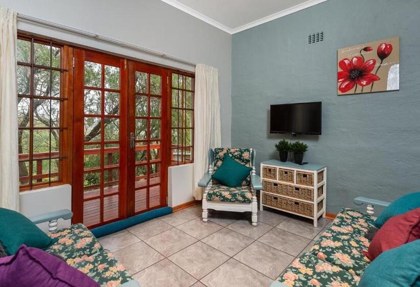 פנסיון Zesty Guesthouse