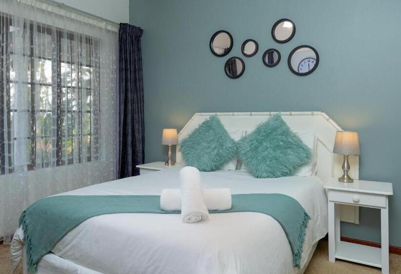 פנסיון Zesty Guesthouse