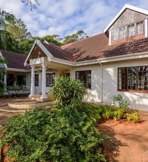 פנסיון Zesty Guesthouse