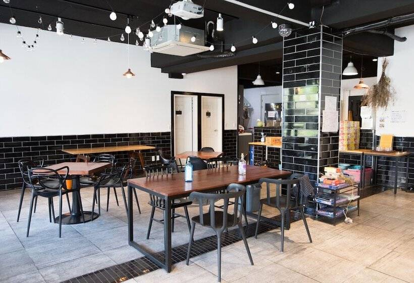 הוסטל Sum Guesthouse Jeju Airport