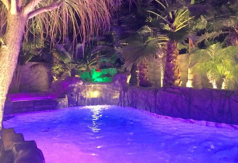 The Neverending Story Home Reg2015 00071