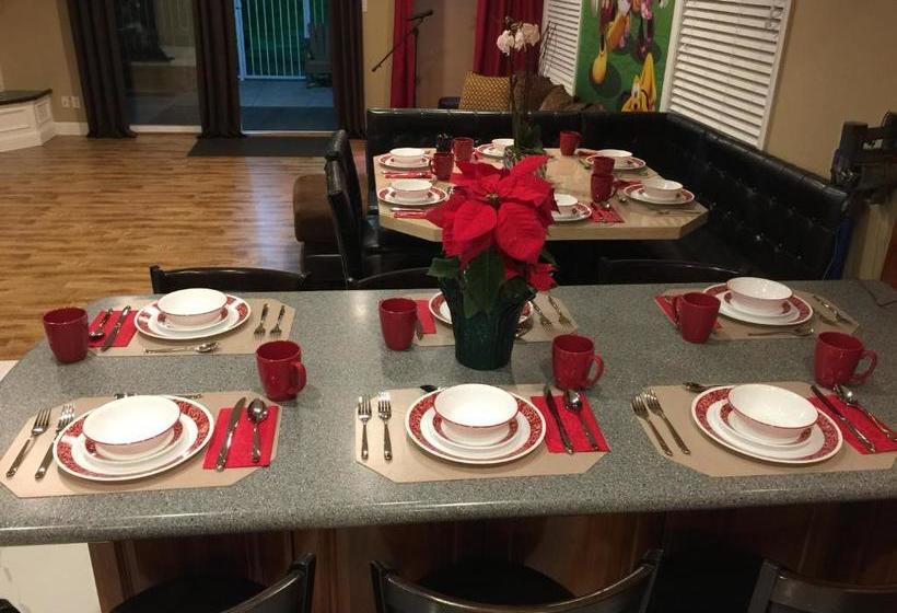 The Neverending Story Home Reg2015 00071