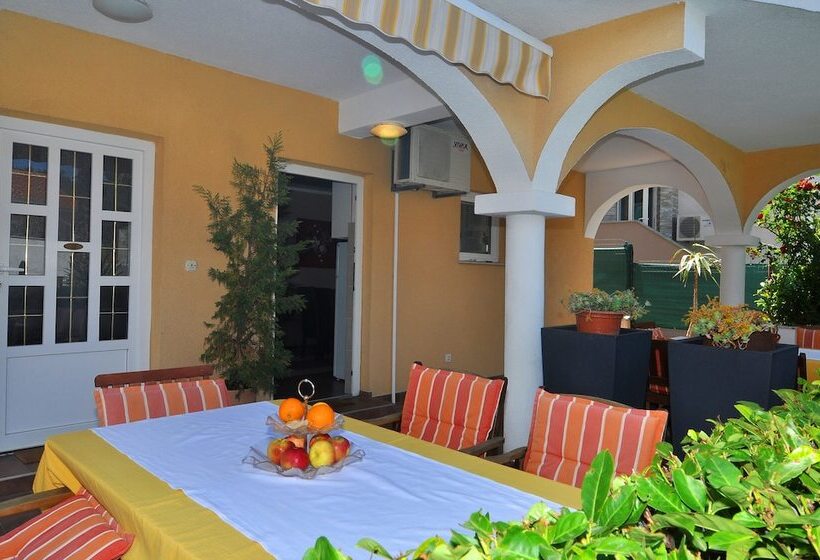 Villa Vanilla With Heated Pool