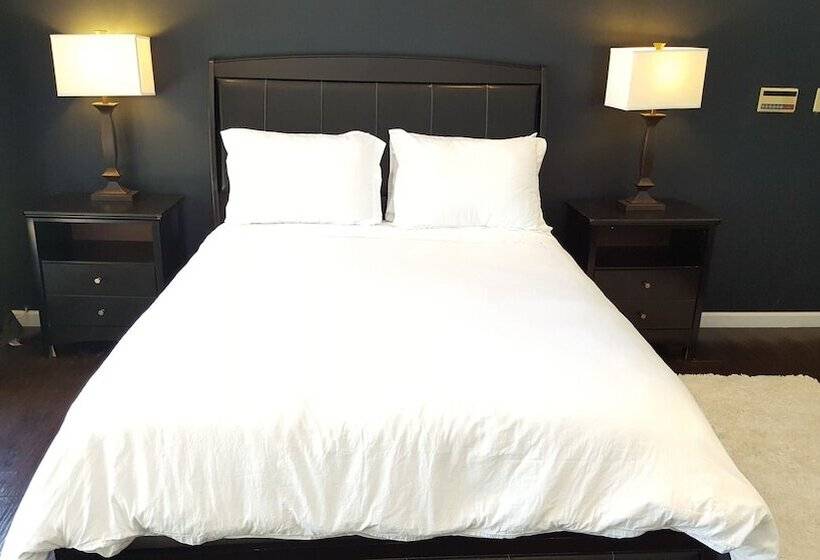 4 Bedroom Celebrity House With Pool & City View