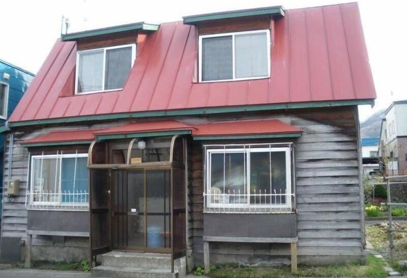 Emina Backpackers Hostel