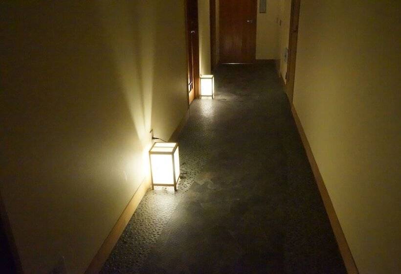 ユースホステル Guest House Ouka