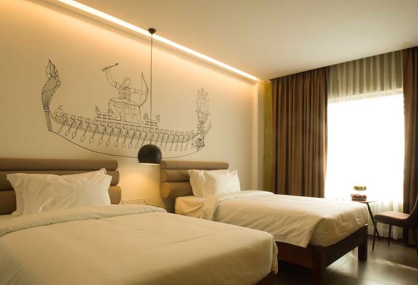 Almond Hotel Bassac River