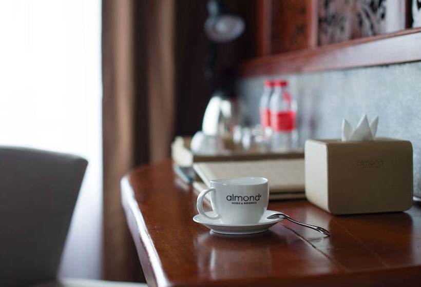 Almond Hotel Bassac River