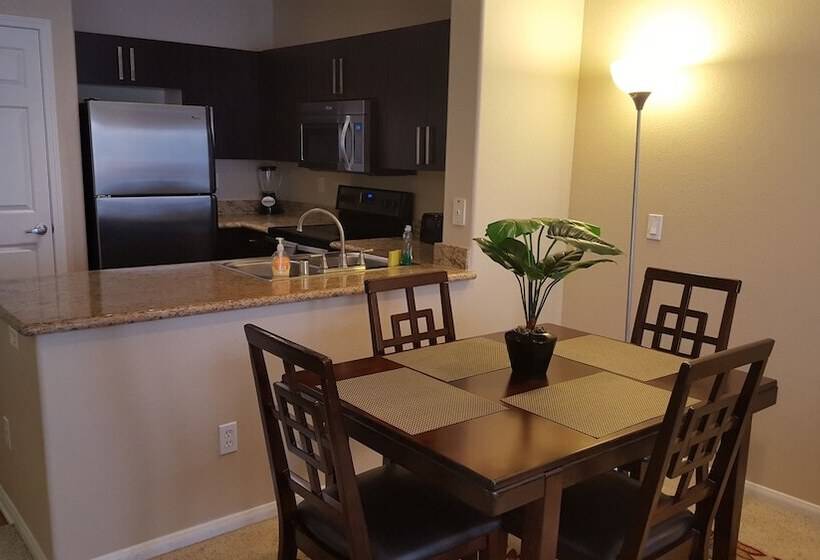 Apartment Near Gaslamp & Convetion Center