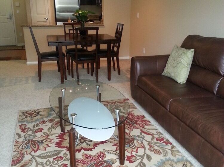 Apartment Near Gaslamp & Convetion Center