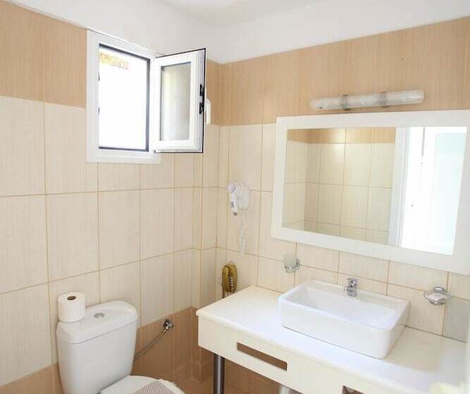 Argo Maisonettes & Suites