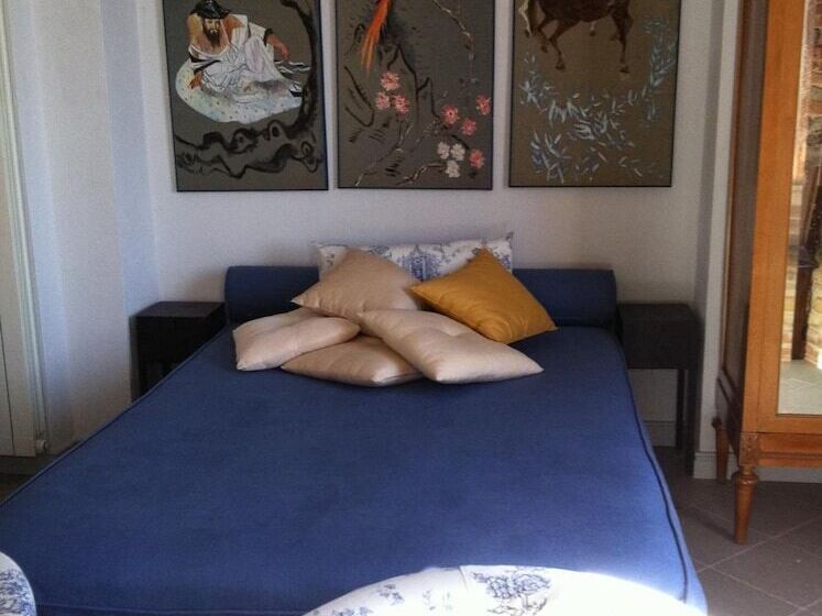 تختخواب و صبحانه Casina Mazzuoli