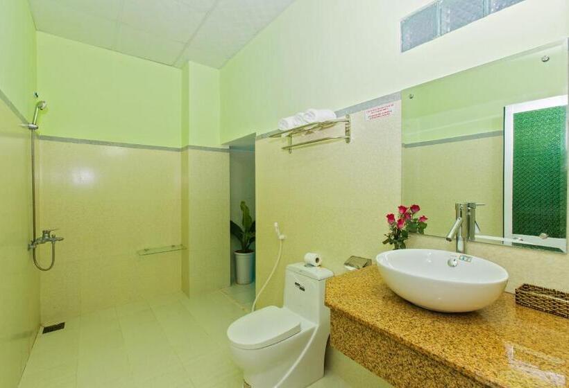 تختخواب و صبحانه Hoi An Life Villa