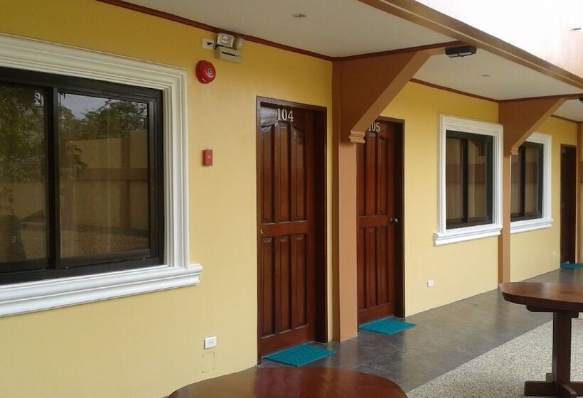 مبيت وإفطار Mariafe Inn