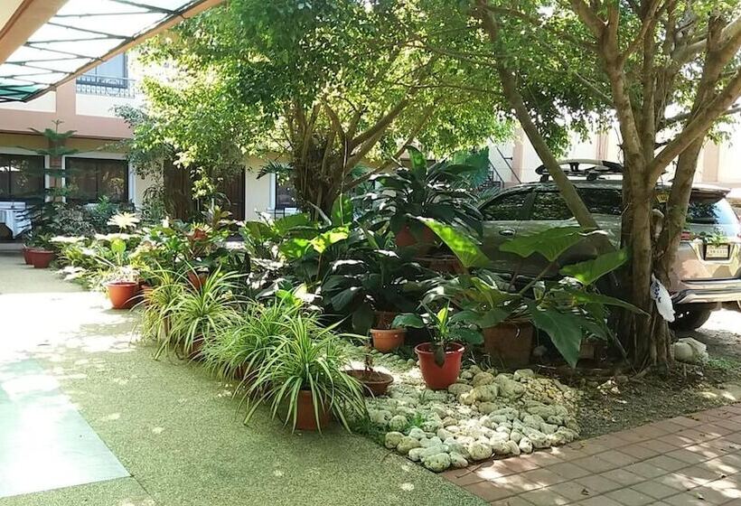 مبيت وإفطار Mariafe Inn