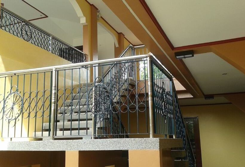 مبيت وإفطار Mariafe Inn