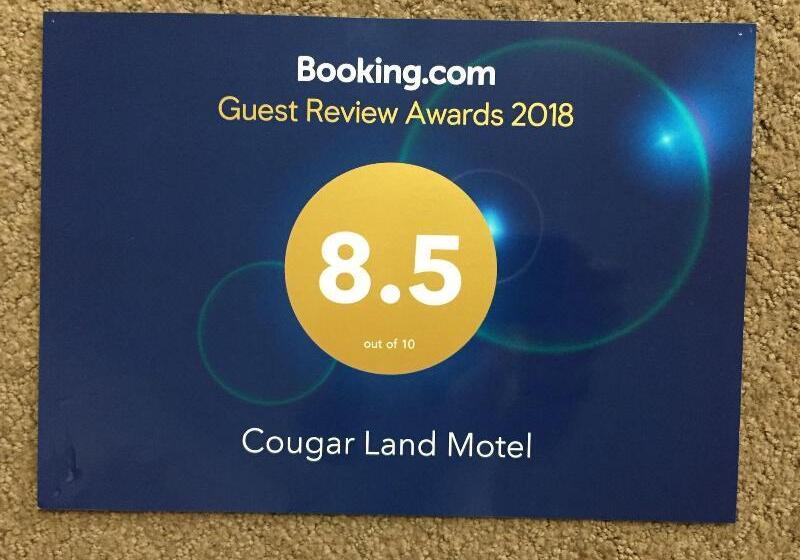 Cougar Land Motel