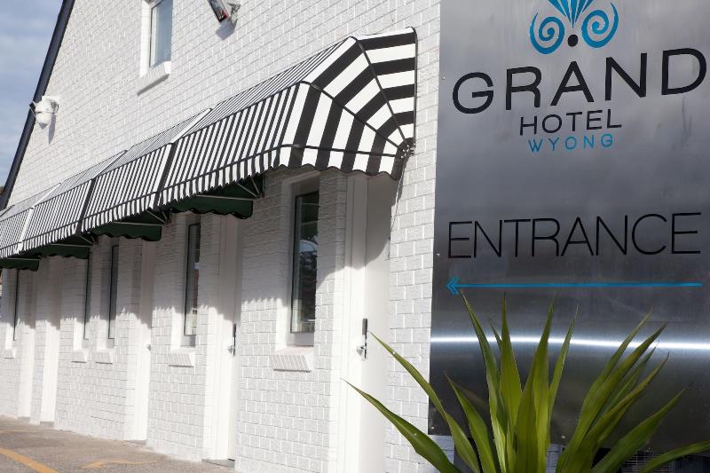Grand Hotel And Studios