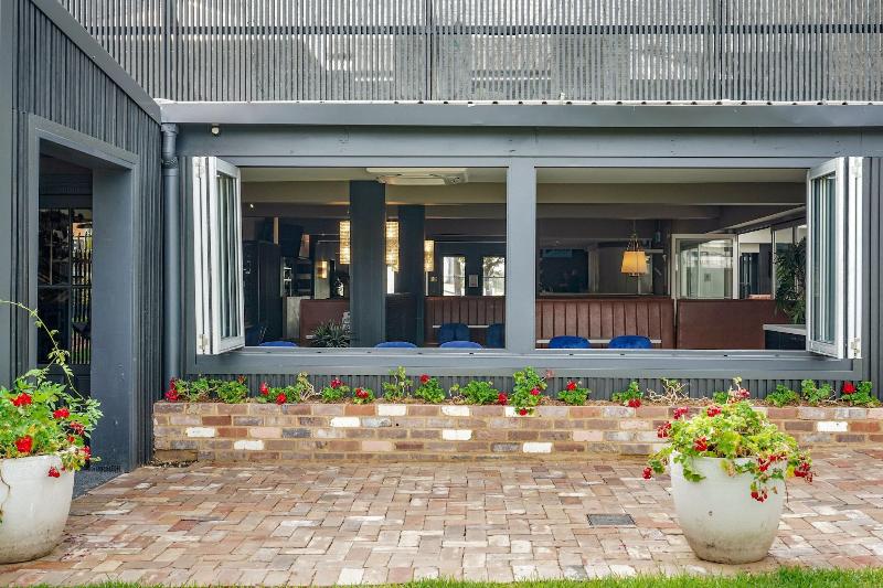 Grand Hotel And Studios