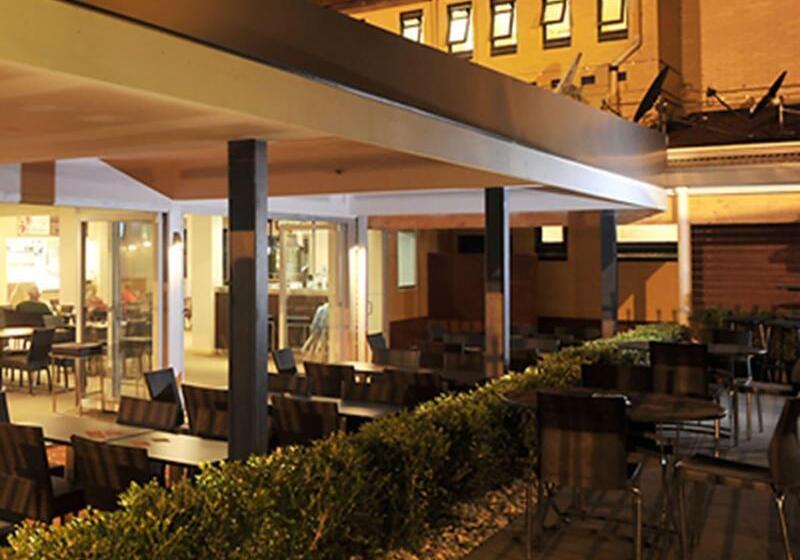 Grand Hotel And Studios