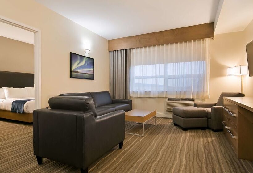 فندق Best Western Plus Sawridge Suites