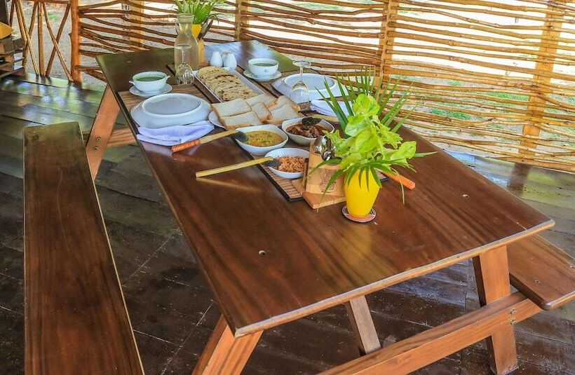 Отель Camp Leopard Yala Safari Glamping