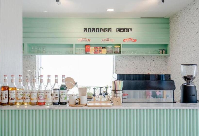 בית מלון כפרי Chaipat