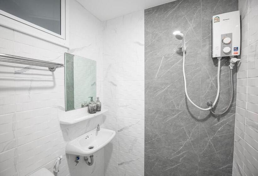 בית מלון כפרי Chaipat