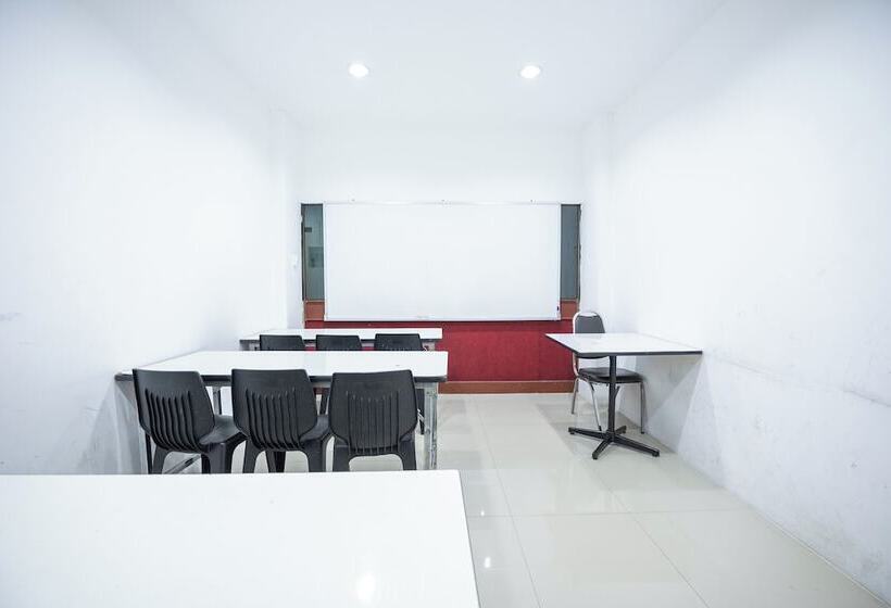 בית מלון כפרי Chaipat