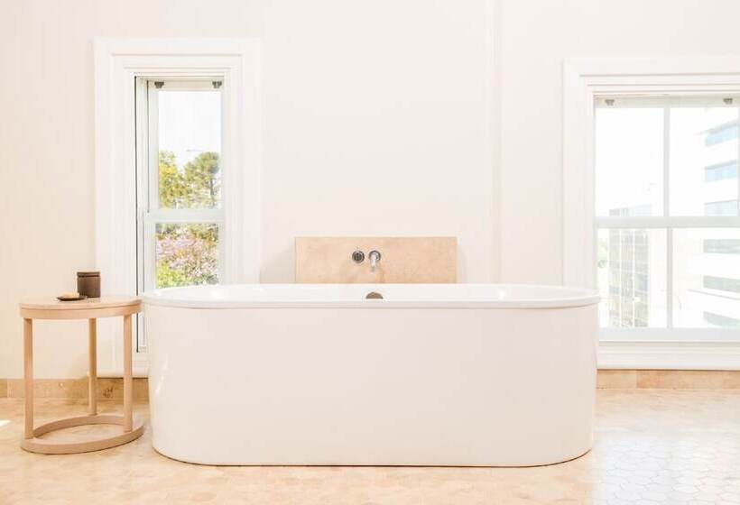 בית מלון כפרי Como The Treasury