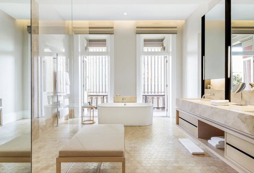 בית מלון כפרי Como The Treasury