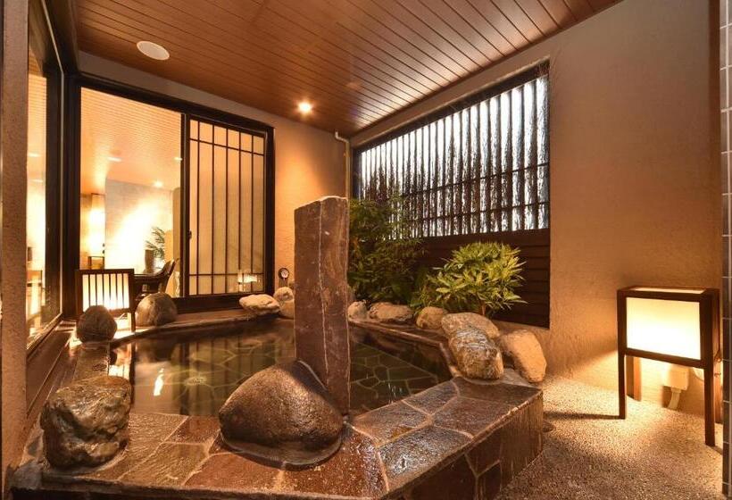 בית מלון כפרי Dormy Inn Higashi Muroran