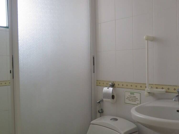 בית מלון כפרי Emiramona Garden