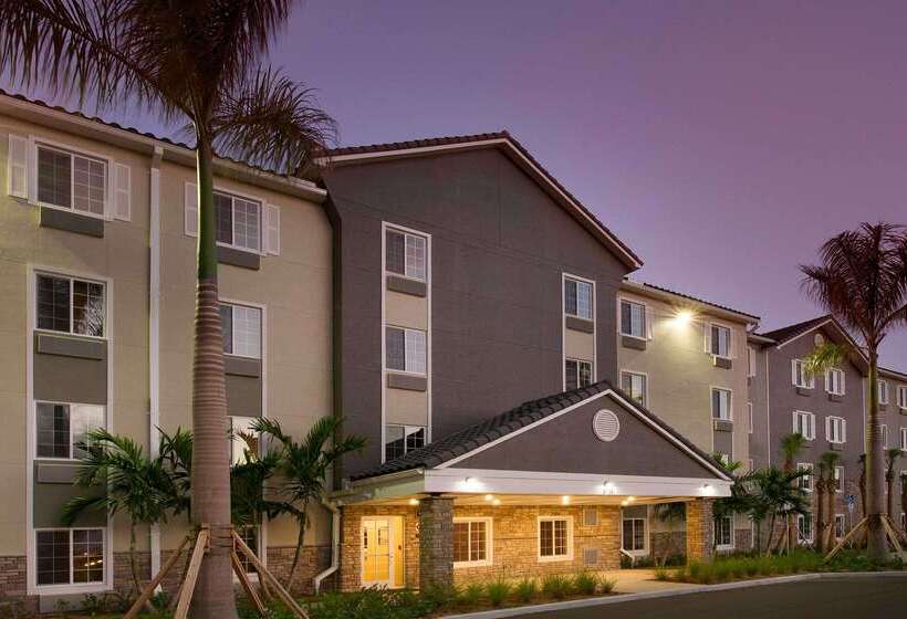 בית מלון כפרי Extended Stay America Select Suites  Fort Lauderdale  Airport  West