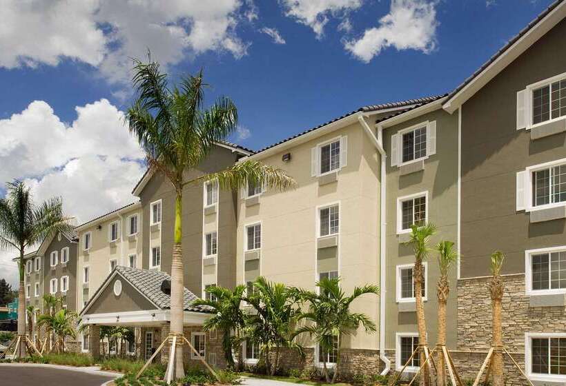 בית מלון כפרי Extended Stay America Select Suites  Fort Lauderdale  Airport  West