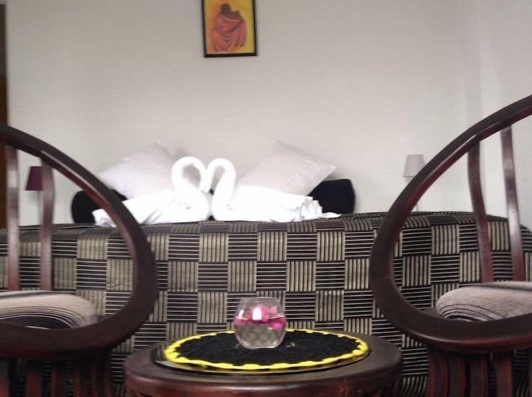 فندق Friends Guesthouse Negombo