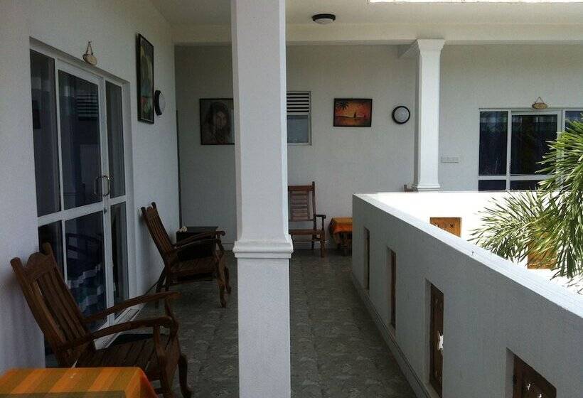 فندق Friends Guesthouse Negombo