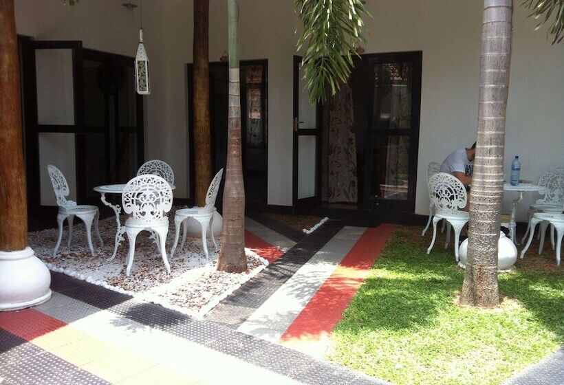 فندق Friends Guesthouse Negombo