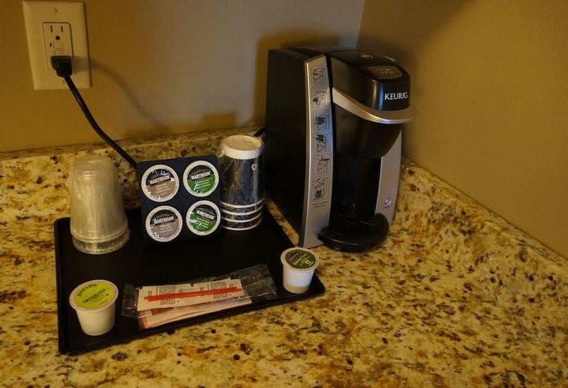 Grandstay Hotel & Suites Mount Horeb   Madison