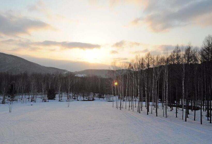 فندق Highland Furano